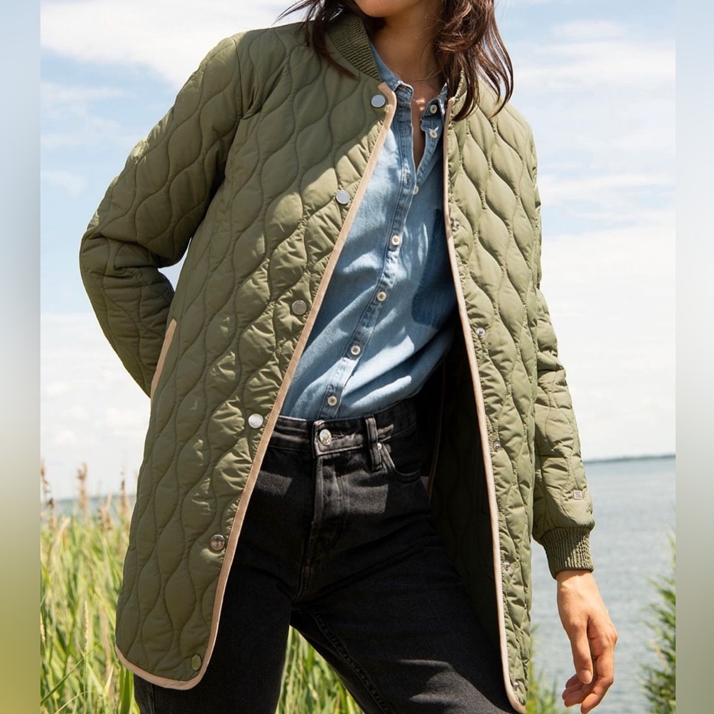 Soia & Kyo Olive Green Quilted Puffer Jacket with Beige Trim
